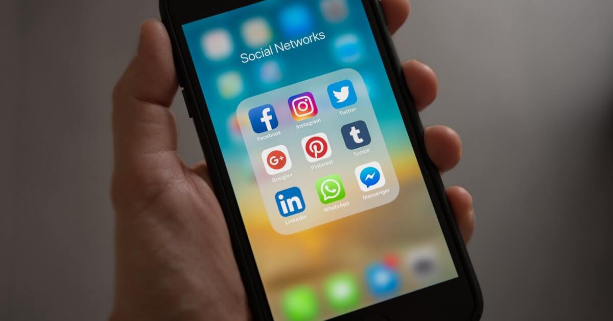 Social Media Lead Generation: Top Sites, Strategies & Tips