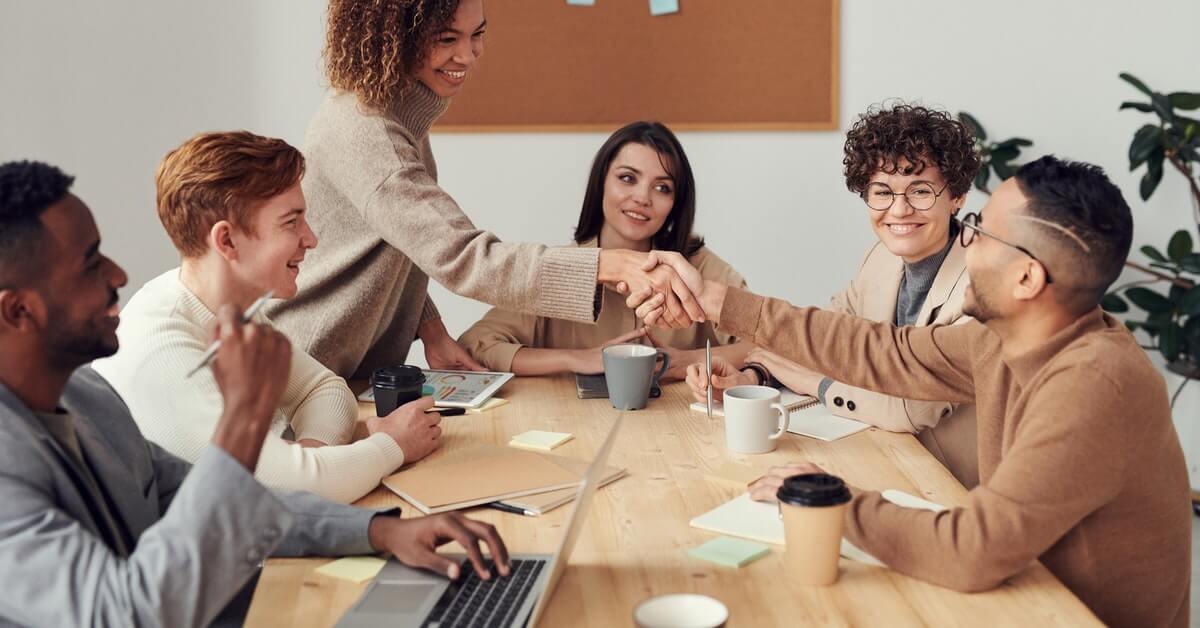 6 Best B2B CRM Software for Salespeople & Teams 2023