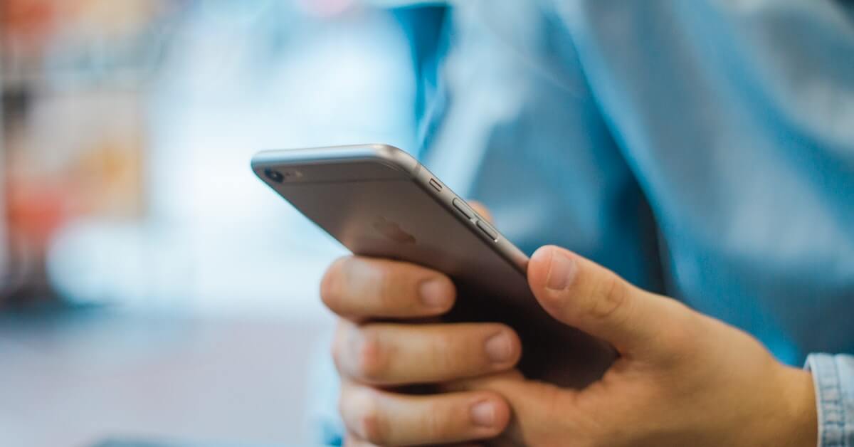 6 Best Mobile CRM Apps for Salespeople On the Go 2023