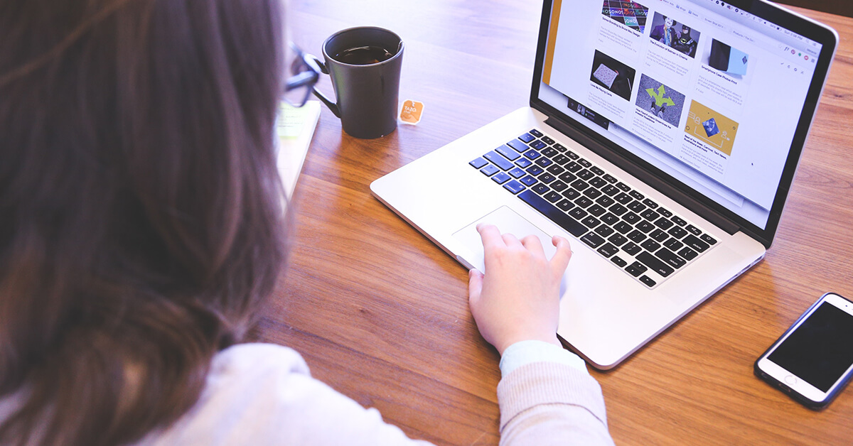 19 Best Sales Blogs: What You’ll Learn & Who Should Read