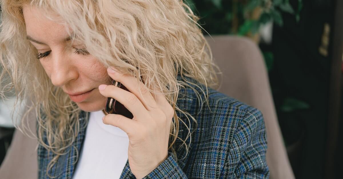 How to Cold Call for Sales in 12 Steps (+ Free Script)