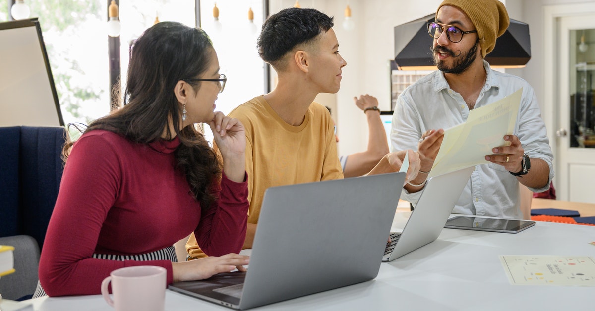 Insightly CRM vs Pipedrive | Top CRM Comparison