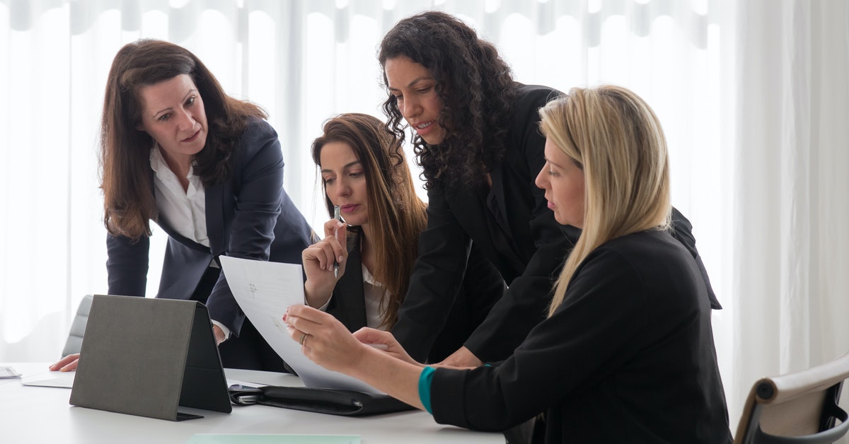 6 Essential B2B Buyer Persona Templates Every Sales Team Needs