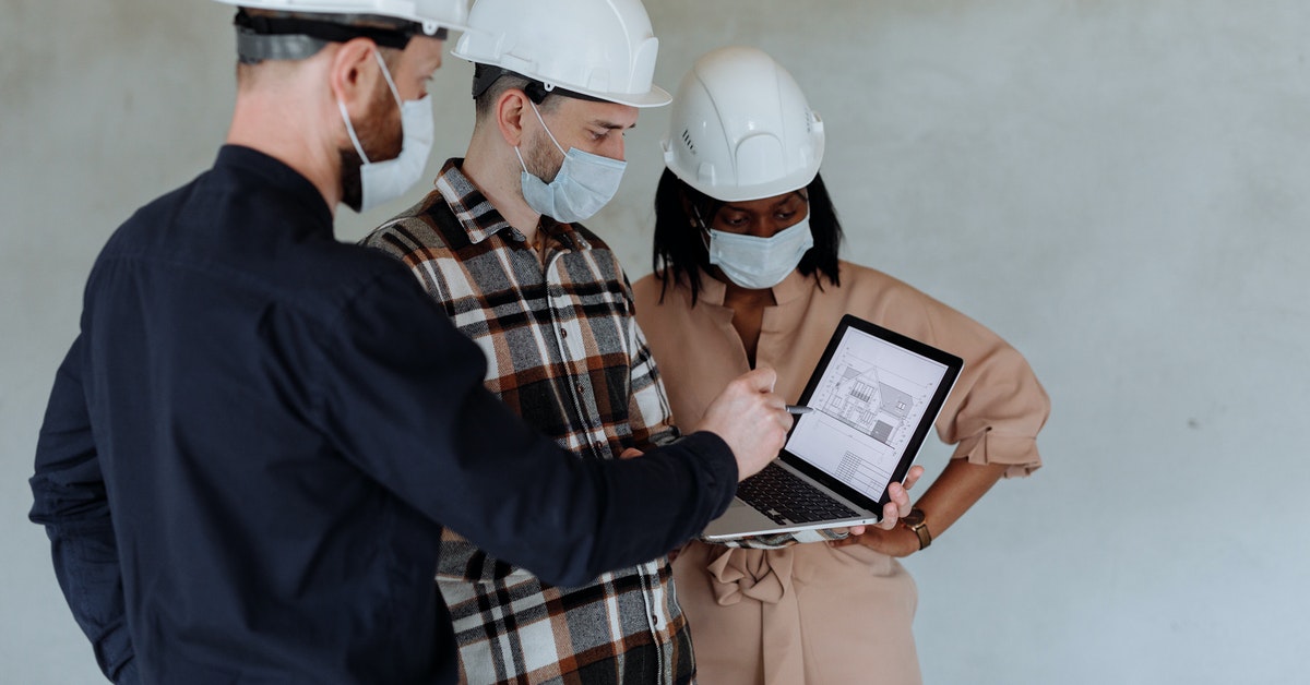 7 Best CRMs for Construction & Contractors 2022
