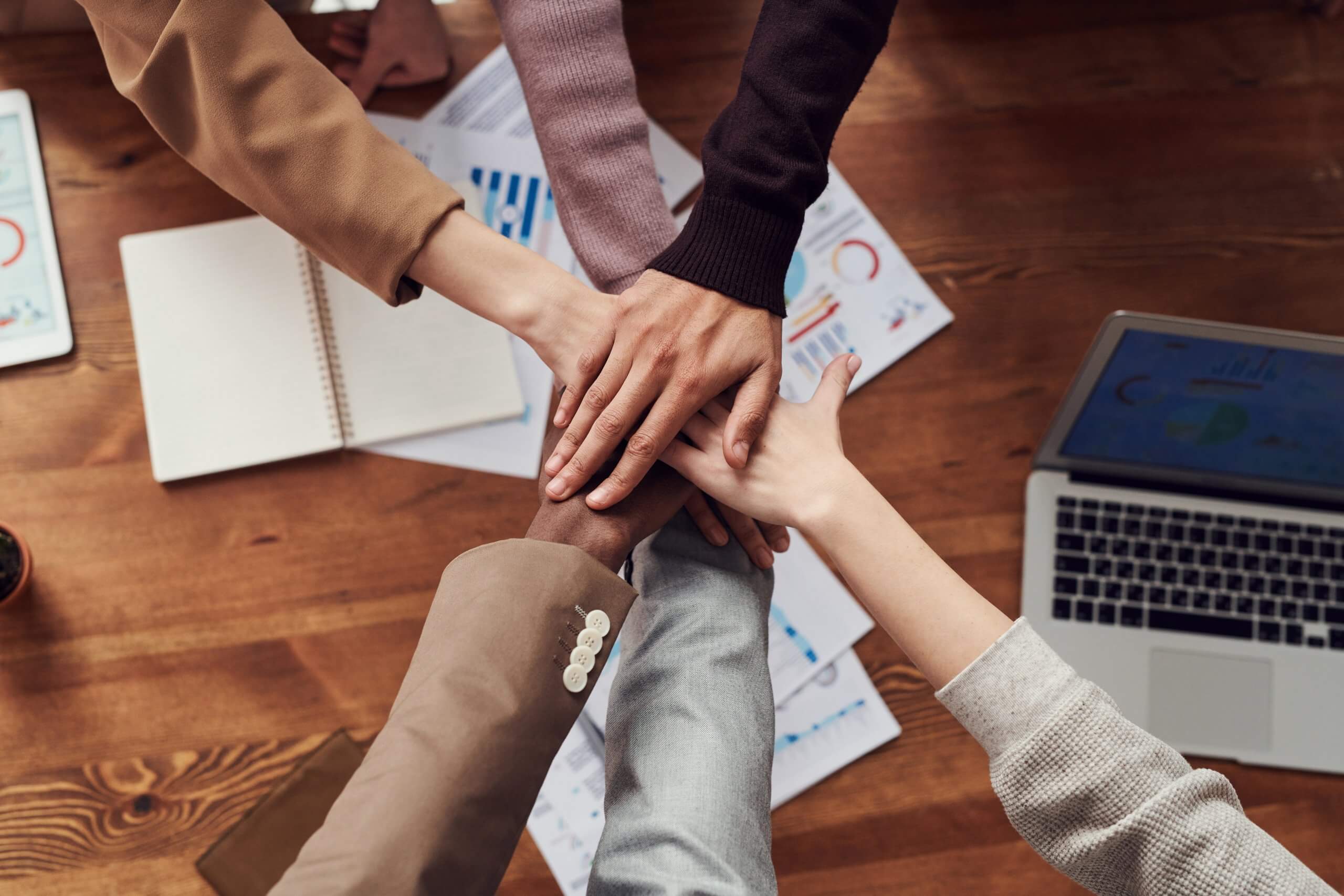 7 Best Collaborative CRM Software for 2023