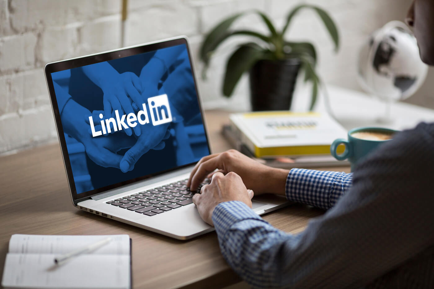 12 Free LinkedIn Summary Templates to Attract Leads