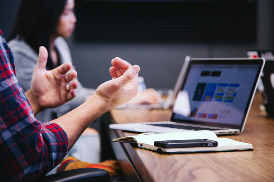 RevOps Framework: How to Align Sales, Marketing, and Customer Success
